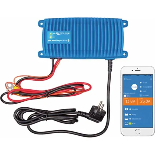 Blue Smart IP67 Charger - 8A, 24V