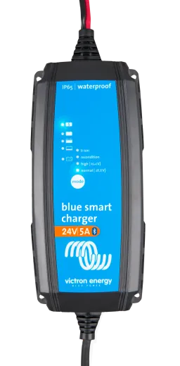 Blue Smart IP65 Charger 24/5 + DC connector