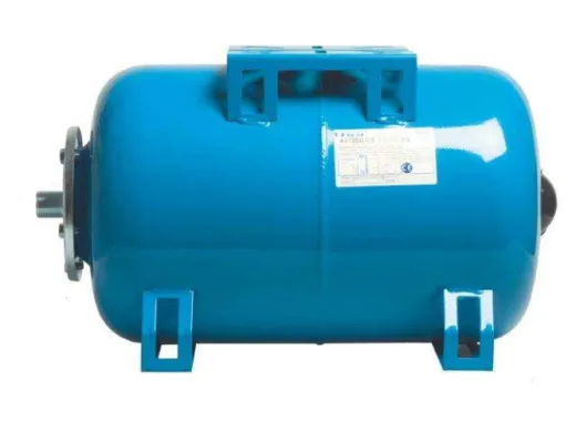 Expansionsbehälter mit Sockel und Montageplatte