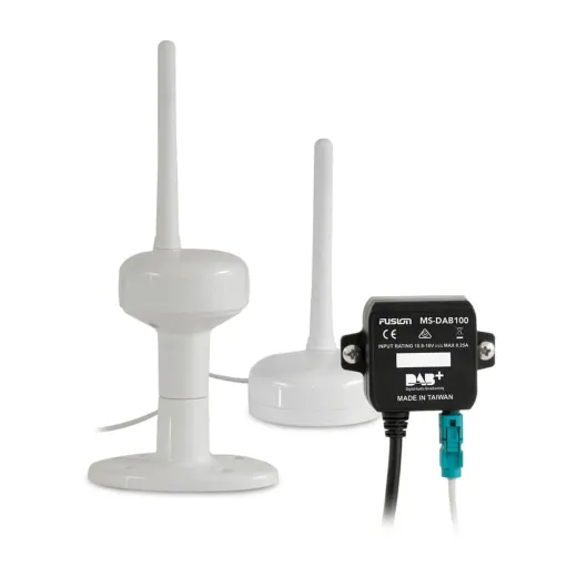 Fusion® DAB+ Modul mit Antenne und Stromversorgung