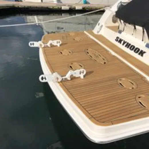 Hurley Chocks (Paar) Schwarz, Passend Für Vorinstalliertes Badeplattform-Schienensystem (Hardware Für Schienen Enthalten)