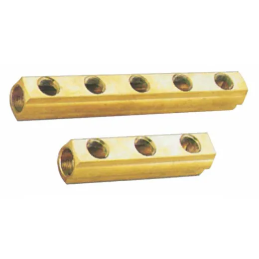 Manifold (1 1/4", 3 x 1/2", 15.5)