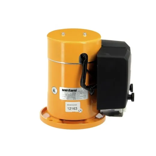 Vetus Motor 24V incl Relais für BOW5560