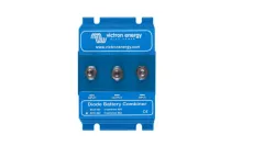 BCD 402 zwei Batterien 40A