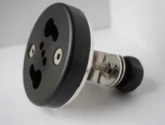 Möwenschutz Universal, Rohrhalterung