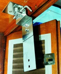 Segelboot-Einbruchsicherung inox